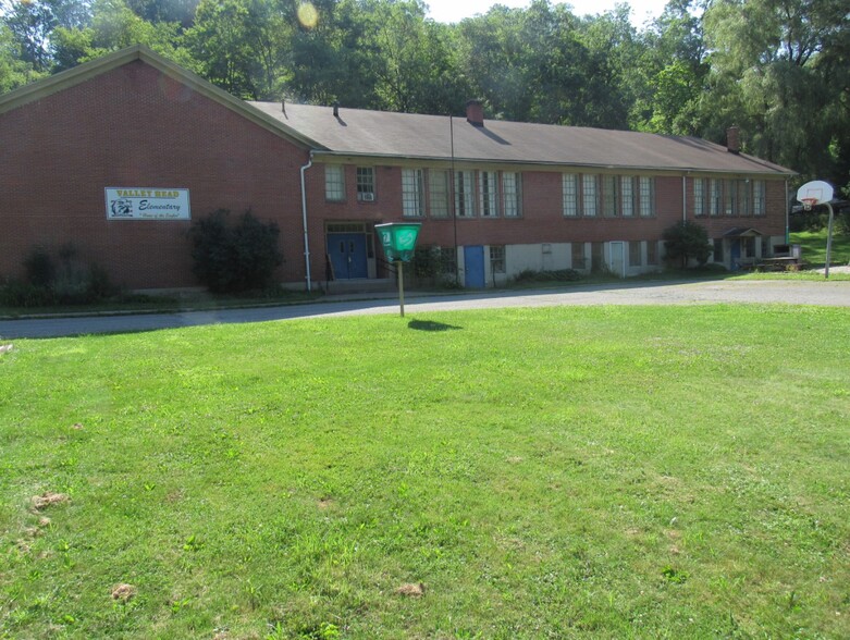 Primary Photo Of 25385 Seneca Trl, Valley Head Schools For Sale