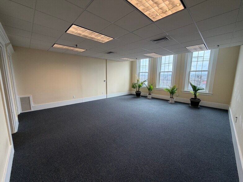 More Photos Of 58-68 N Main St, Concord Office For Lease