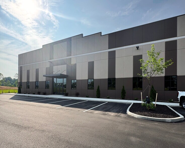 Primary Photo Of 2105 Gateway Blvd, Hebron Warehouse For Sale