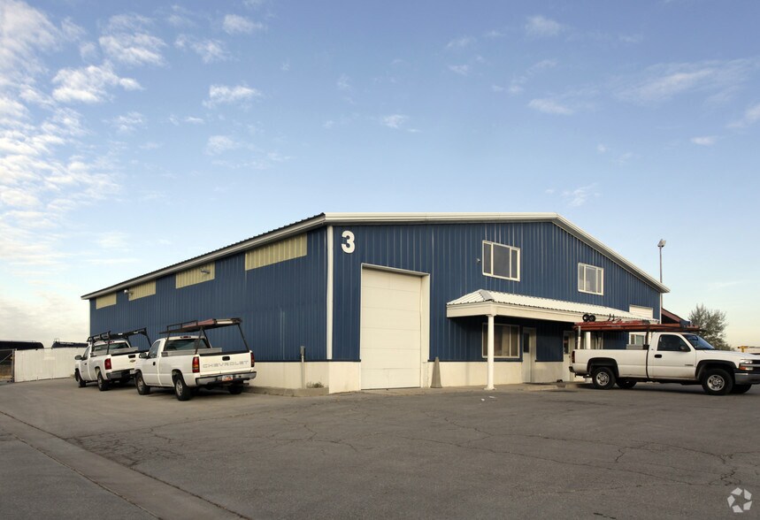 More Photos Of 425 N 400 W, North Salt Lake Warehouse For Lease