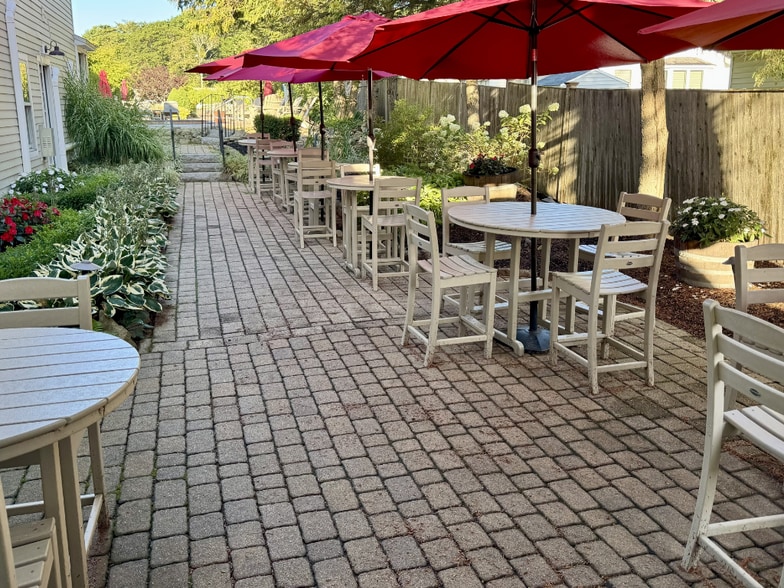 More Photos Of 571 Main St, Ogunquit Hospitality For Sale