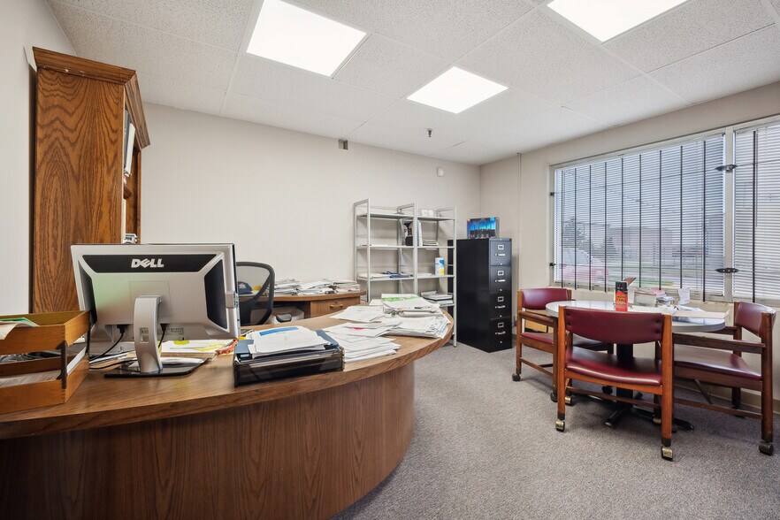 More Photos Of 2701 W California Ave, Oklahoma City Industrial For Sale