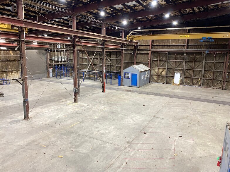 More Photos Of 1501 S John Zink Ave, Skiatook Manufacturing For Lease