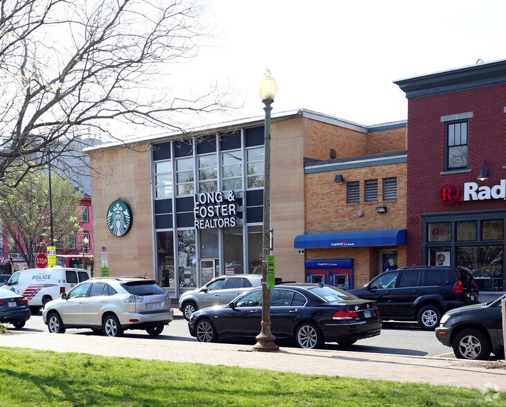 More Photos Of 721 D St SE, Washington Storefront Retail Office For Lease