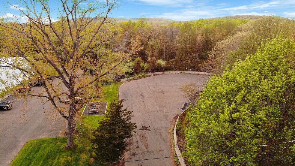 More Photos Of 100-150 Dodge Ave, North Haven Land For Sale