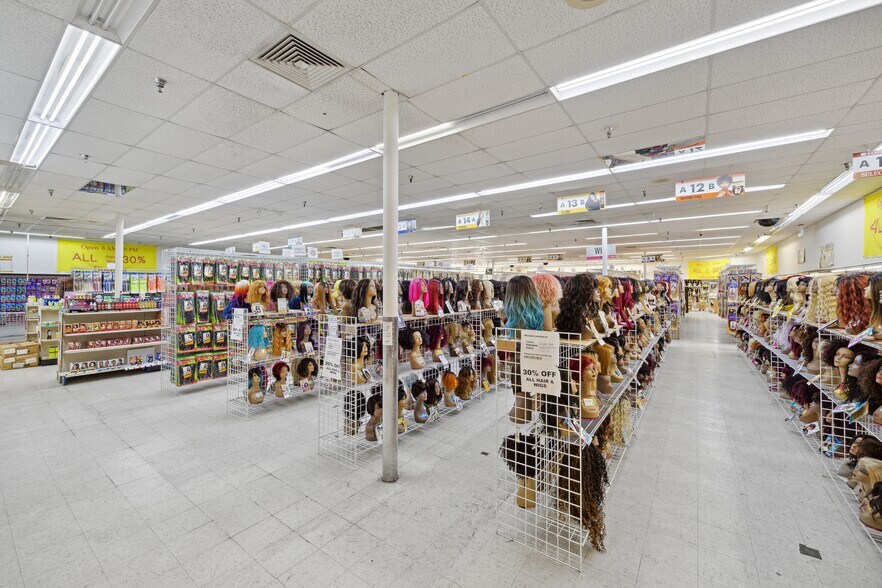 More Photos Of 13606 Kuykendahl Rd, Houston Freestanding For Lease