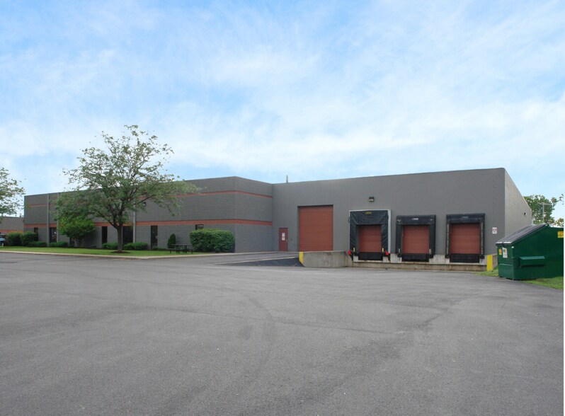More Photos Of 2205 Kenmore Ave, Tonawanda Unknown For Lease