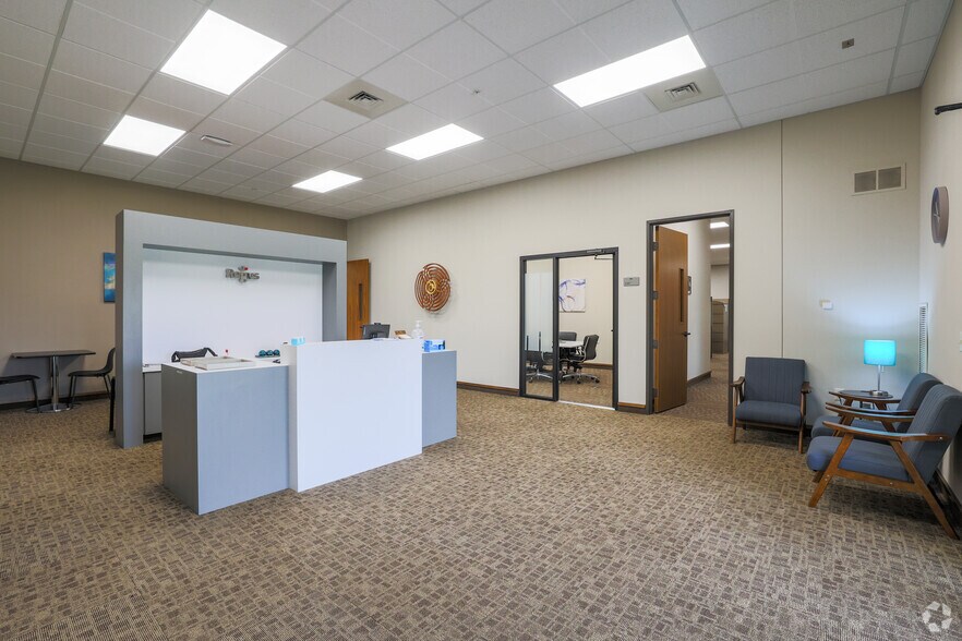 More Photos Of 1632 E 23rd Ave, Hutchinson Office For Lease