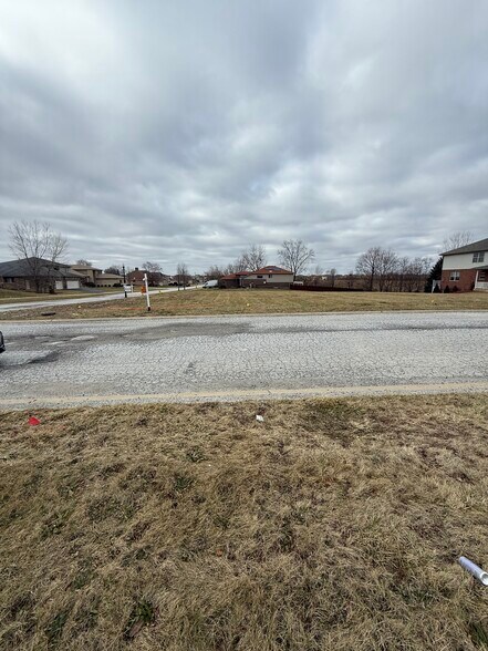 More Photos Of 958 Regent Dr, Matteson Land For Sale