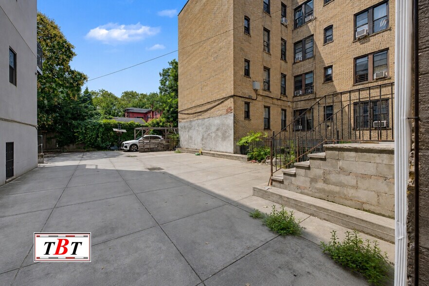 More Photos Of 1450 Ocean Ave, Brooklyn Medical For Sale