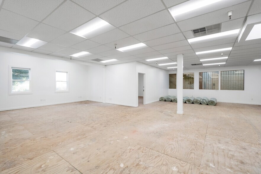 More Photos Of 1375 Fairfax Ave, San Francisco Warehouse For Sale