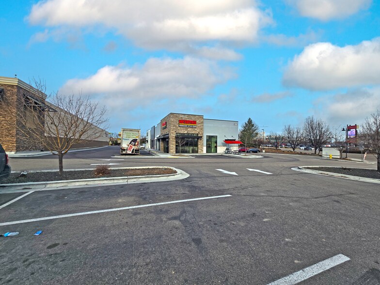 More Photos Of 1255 N Happy Valley Rd, Nampa Restaurant For Sale