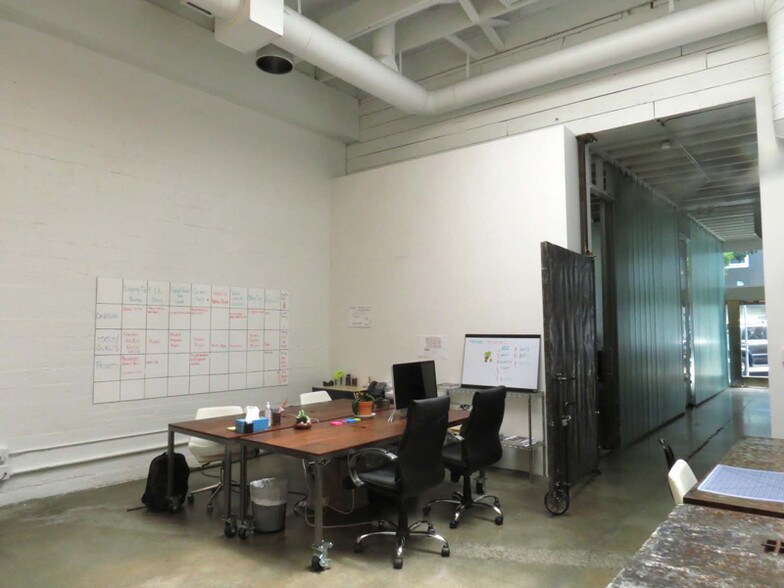 More Photos Of 320-330 Fell St, San Francisco Loft Creative Space For Lease