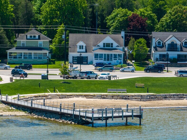 More Photos Of 4113 Main St, Fish Creek Storefront Retail Residential For Sale