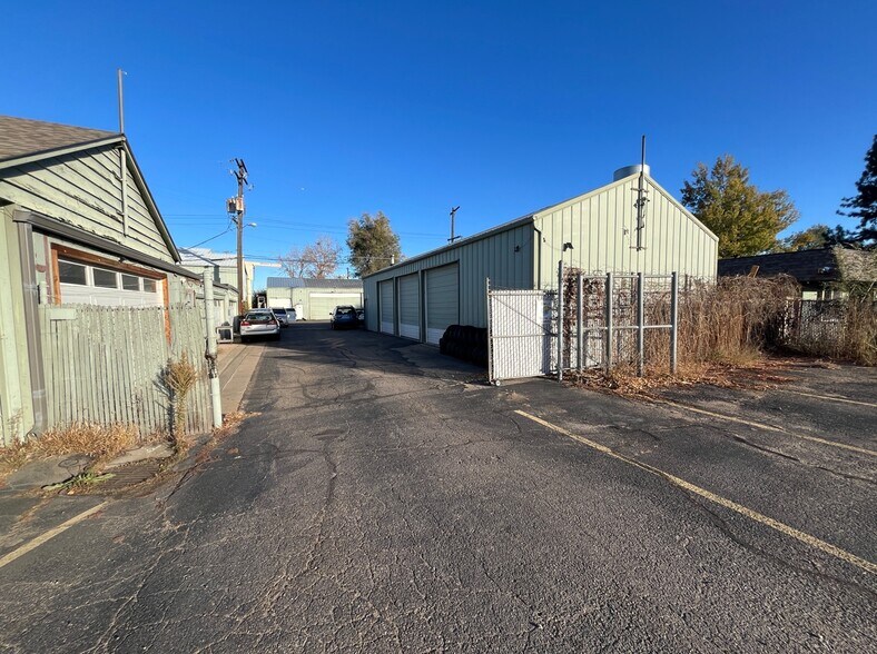 More Photos Of 11072 W 44th Ave, Wheat Ridge Warehouse For Sale