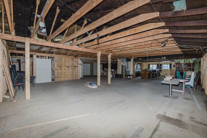 More Photos Of 1610 W 6th Ave, El Dorado General Retail For Sale