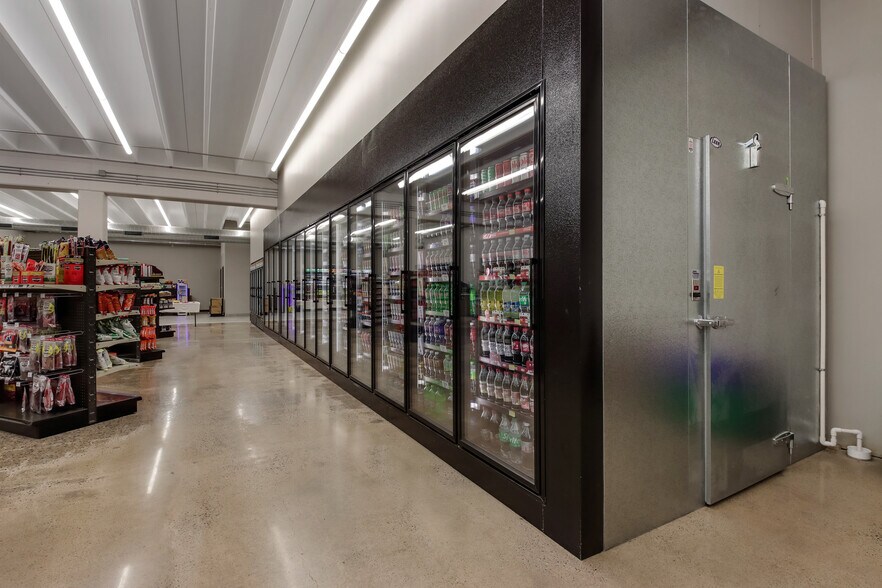 More Photos Of 1124 Hammond Ave, Rice Lake Freestanding For Lease