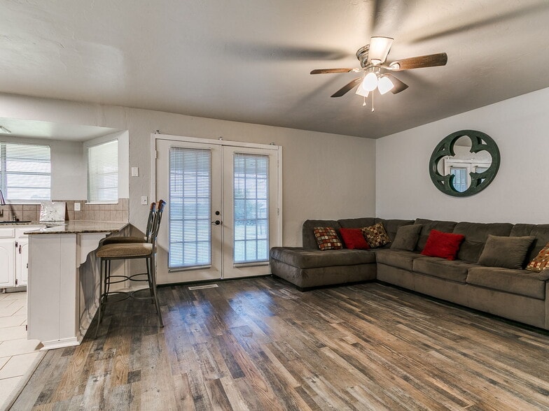 More Photos Of 5201 Washington Blvd, Spencer Land For Sale