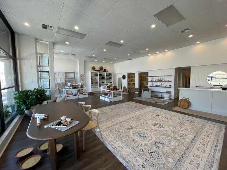 More Photos Of 1219 18th St, Bakersfield General Retail For Sale