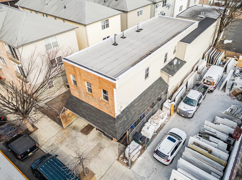 More Photos Of 114 Orchard St, Newark Storefront Retail Residential For Sale