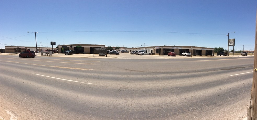 More Photos Of 1308 S Midkiff Rd, Midland Warehouse For Lease