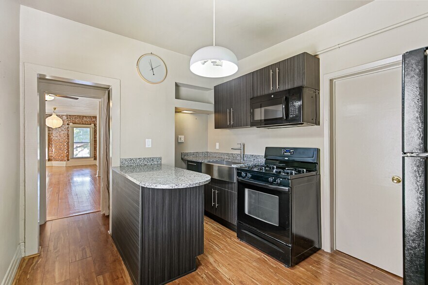 More Photos Of 1466 Detroit St, Denver Apartments For Sale