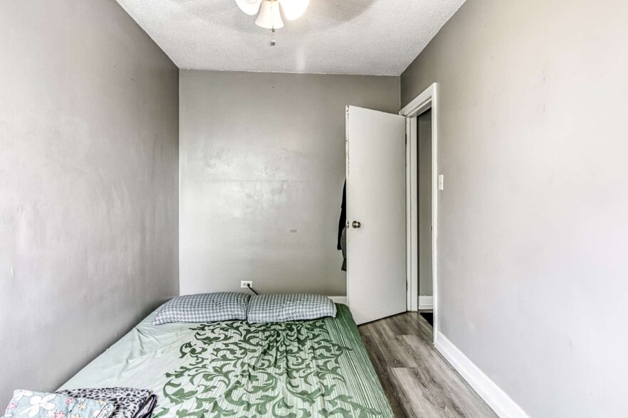 More Photos Of 22 Whittaker St, Sudbury Multifamily For Sale