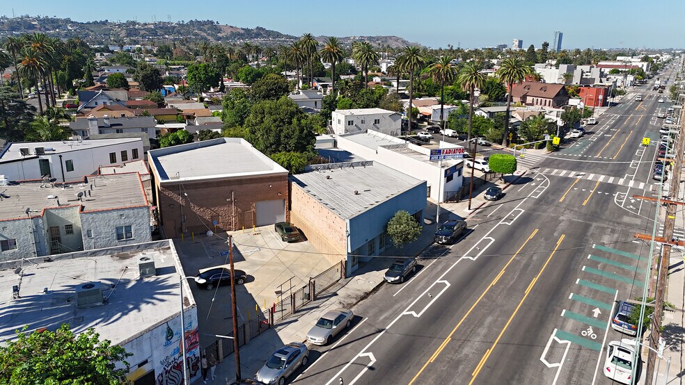 More Photos Of 4910 W Adams Blvd, Los Angeles Industrial For Lease