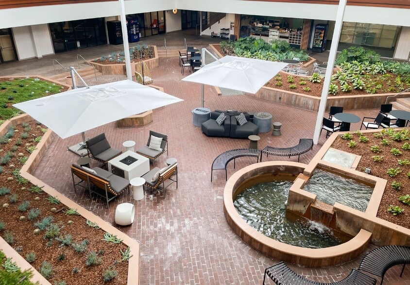 More Photos Of 150 N Hill Dr, Brisbane Office For Lease