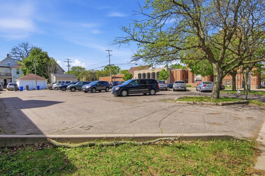 More Photos Of 1115 Greenbrier St, Saint Paul Religious Facility For Sale