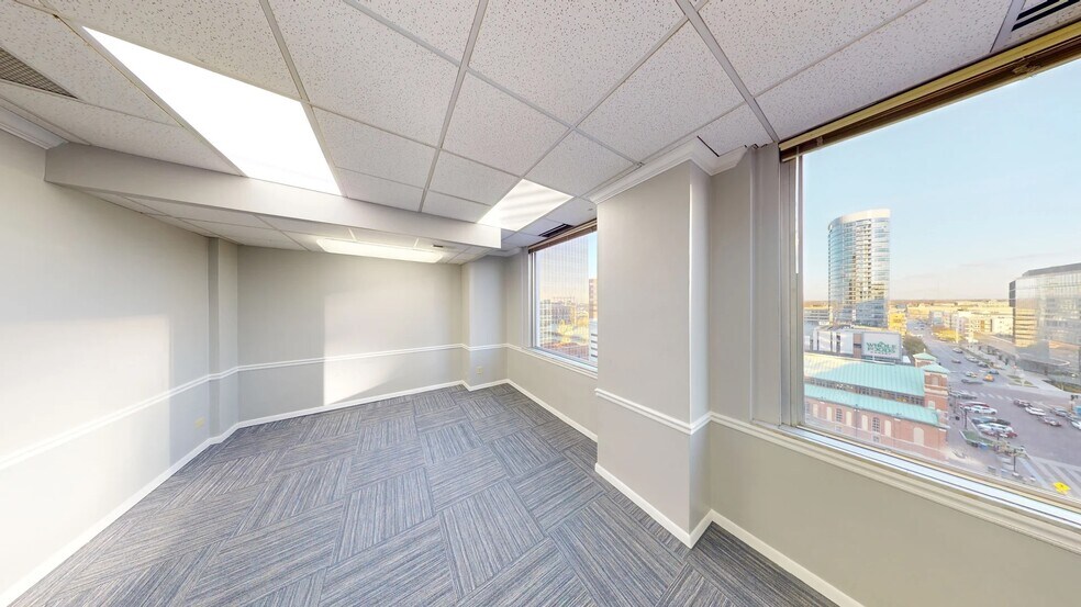 More Photos Of 156-160 E Market St, Indianapolis Loft Creative Space For Lease