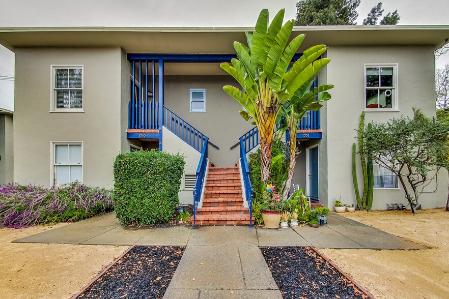 Primary Photo Of 1207-1233 University Ave, Berkeley Apartments For Sale