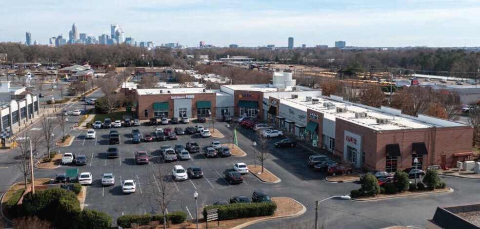 More Photos Of Wilkinson Blvd @ Ashley Road, Charlotte Unknown For Lease