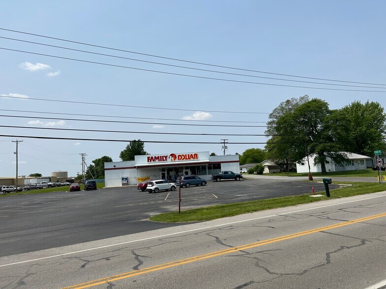 More Photos Of 540 N Warpole St, Upper Sandusky Freestanding For Sale
