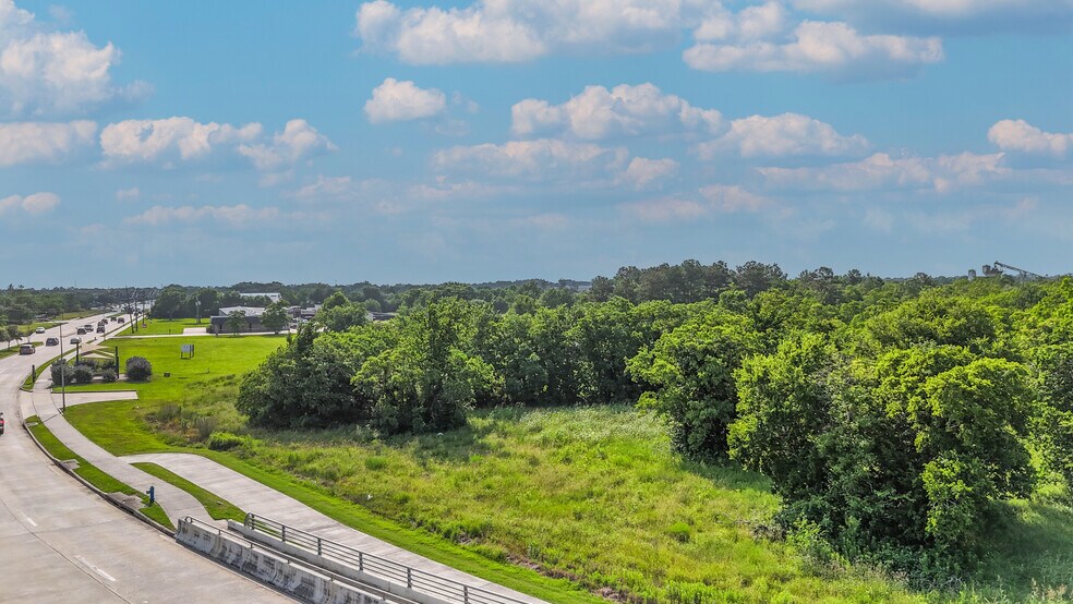 More Photos Of 3901 Magnolia Pky, Pearland Land For Sale
