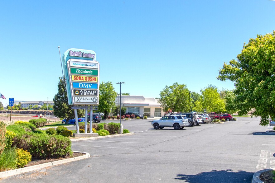 More Photos Of 3835 SW 21st St, Redmond Unknown For Lease