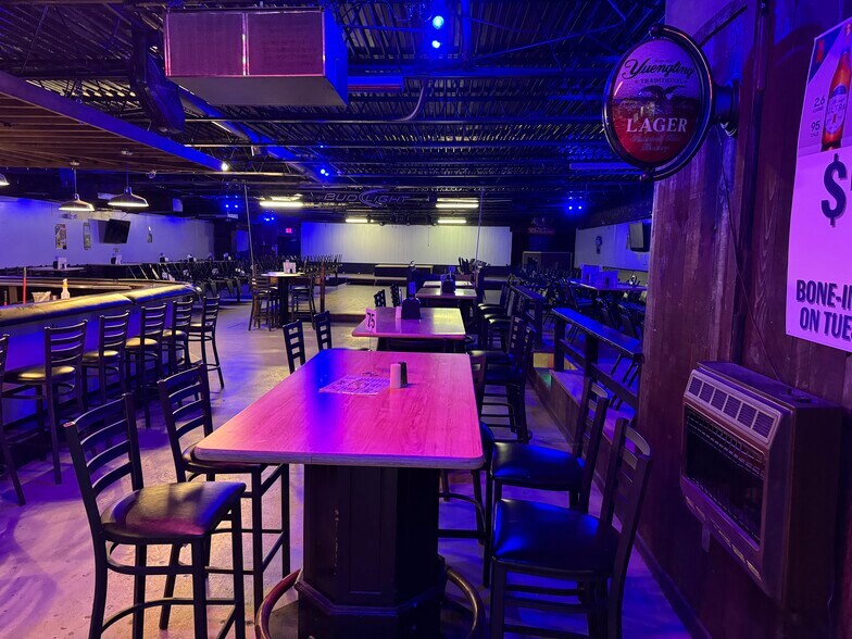 More Photos Of 3080 W State St, Bristol Bar For Sale
