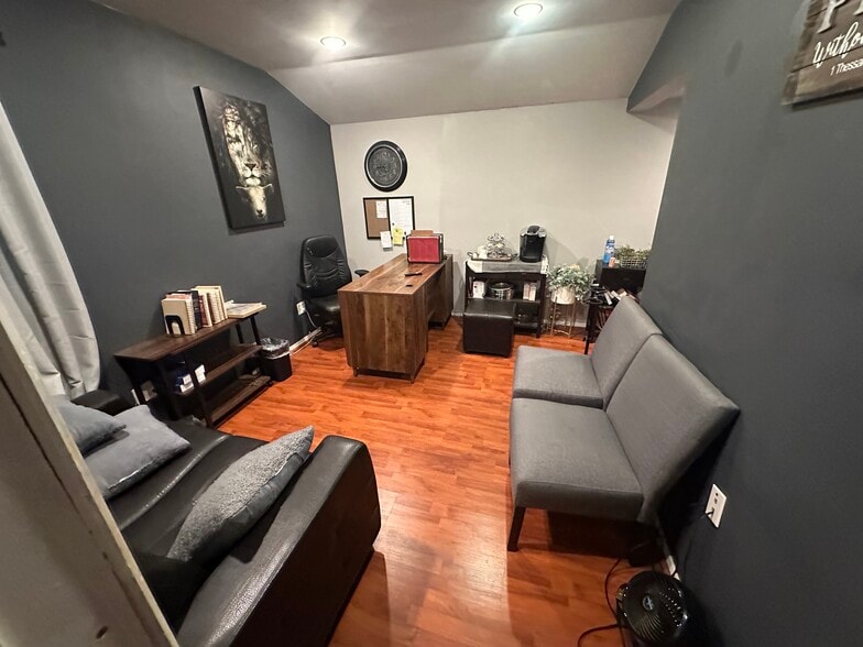 More Photos Of 2008 E 87th St, Los Angeles Schools For Sale