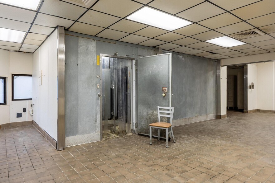 More Photos Of 5119 S 11 Hwy, Calhoun Fast Food For Sale