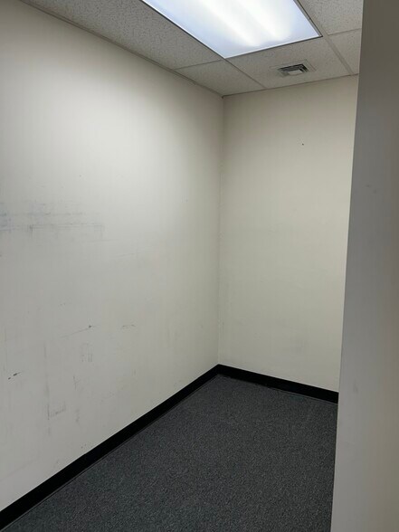 More Photos Of 555 2nd Ave, Collegeville Medical For Lease