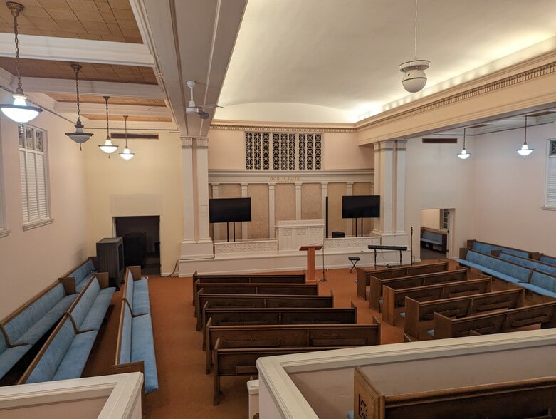 More Photos Of 1300 1st Ave N, Great Falls Religious Facility For Lease