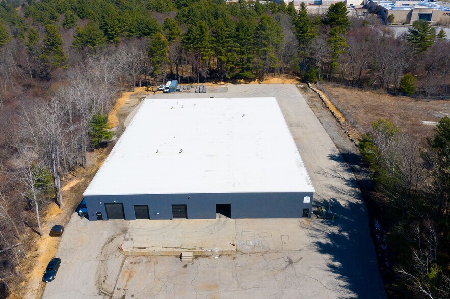 Primary Photo Of 64 Banner Rd, Berlin Warehouse For Lease