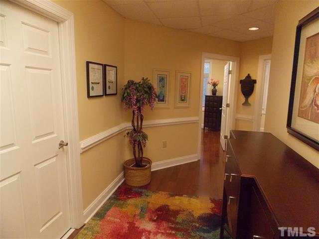 More Photos Of 5003 Southpark Dr, Durham Medical For Sale