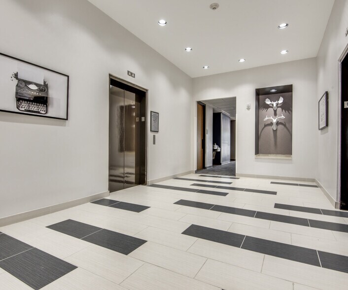 More Photos Of 4001 McEwen Rd, Farmers Branch Unknown For Lease