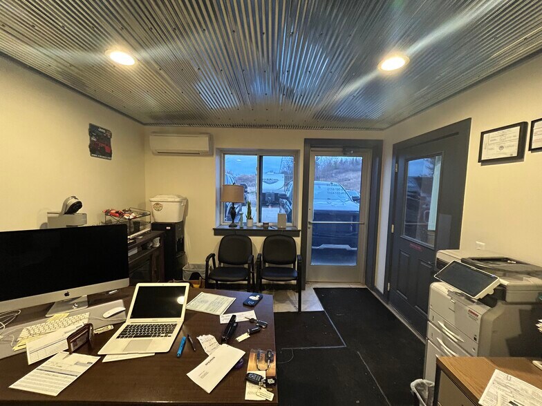 More Photos Of 5410 Chicago Dr, Hudsonville Warehouse For Lease