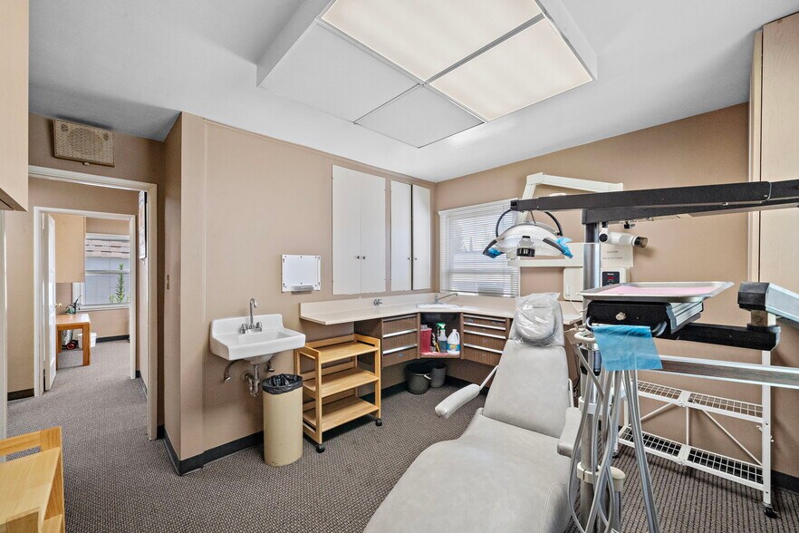 More Photos Of 700 S Brea Blvd, Brea Office Residential For Sale