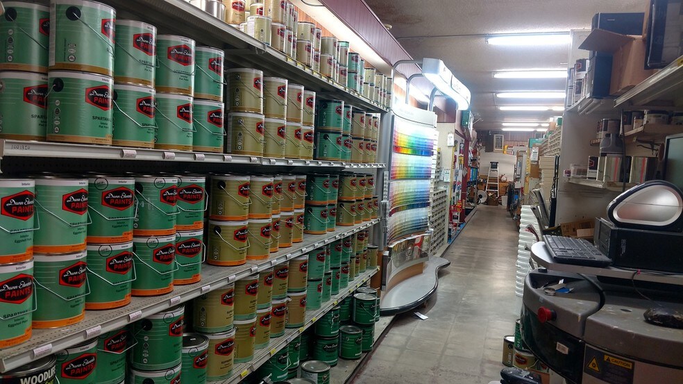 More Photos Of 11317 Kernville Rd, Kernville Storefront For Sale