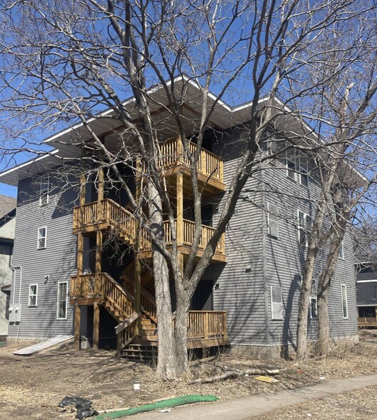 More Photos Of 814 6th St SE, Minneapolis Apartments For Sale
