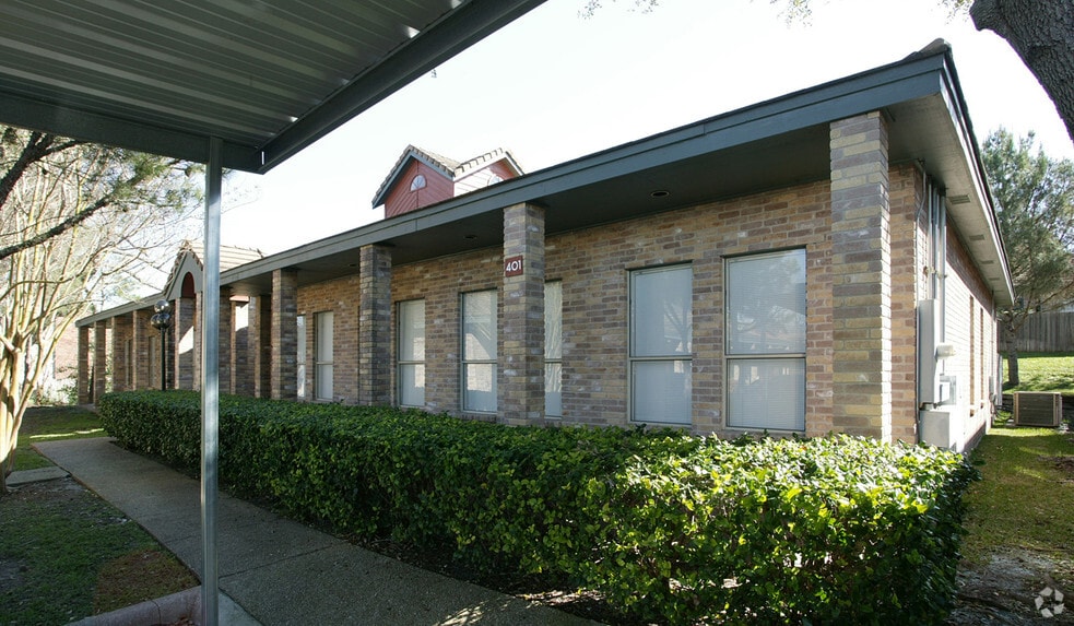 Primary Photo Of 8627-4B Cinnamon Creek Dr, San Antonio Medical For Lease