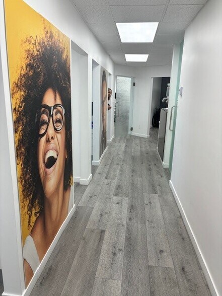 More Photos Of 18740 Ventura Blvd, Tarzana Medical For Lease